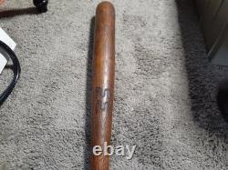 1920's Spaulding Baseball Bat Great Condition (Gene Valla)