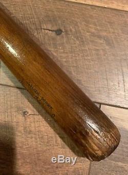 1920s Rogers Hornsby Hillerich & Bradsby Vintage Baseball Bat St Louis Cardinal