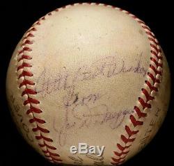 1940s JOE DIMAGGIO Single Signed BASEBALL New York Yankees Team AUTO hof vtg