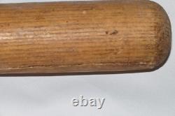 1950's Mathews Style No. WTA Hanna Batrite 33 Baseball Bat Northern Ash 1950's Mathews Style No. WTA Hanna Batrite 33 Baseball Bat Northern Ash
