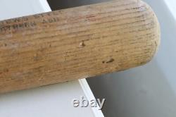 1950's Mathews Style No. WTA Hanna Batrite 33 Baseball Bat Northern Ash 1950's Mathews Style No. WTA Hanna Batrite 33 Baseball Bat Northern Ash