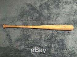 1960's Ernie Banks H&B Louisville Slugger Powerized Vintage Baseball Bat