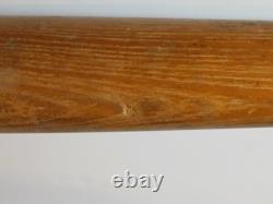 1960s Roberto Clemente Baseball Bat Louisville Slugger Hillerich & Bradsby 125