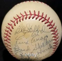 1961-62 New York Yankees WORLD SERIES TEAM Signed Ball WHITEY FORD 60s hof vtg