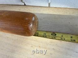 1961-64 Vintage Mickey Mantle Hillerich & Bradsby Co. Store Model 114w Bat 34.5
