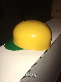 1969 Vintage Oakland As Athletic Batting Helmet Green Yellow Pristine Bear Mint