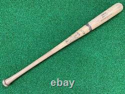 1972 /73 Mike Adams Minnesota Twins H & B Vintage Game Used Bat Chicago Cubs