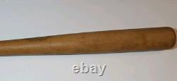 33 Old 1950s Nellie Fox Baseball Bat Louisville Slugger Hillerich & Bradsby 140