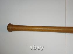 33 Old 1950s Nellie Fox Baseball Bat Louisville Slugger Hillerich & Bradsby 140