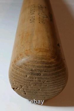 33 Old 1950s Nellie Fox Baseball Bat Louisville Slugger Hillerich & Bradsby 140