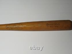 33 Old 1960s Roy White Baseball Bat Louisville Slugger Hillerich & Bradsby 180