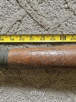 35 Joe DiMaggio H&B #14 1930's / 40's Era Baseball Wood Ball Bat Crack Vintage 35 Joe DiMaggio H&B #14 1930's / 40's Era Baseball Wood Ball Bat Crack Vintage