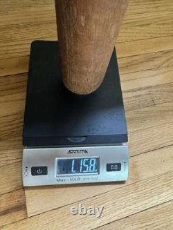 35 Joe DiMaggio H&B #14 1930's / 40's Era Baseball Wood Ball Bat Crack Vintage 35 Joe DiMaggio H&B #14 1930's / 40's Era Baseball Wood Ball Bat Crack Vintage
