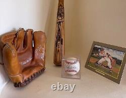 4 items Eddie Mathews signed pro-used bat, baseball, vintage new glove, card