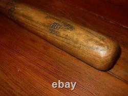 A neat vintage 1930s Banner wood baseball bat-15740