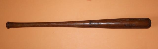 Antique 1930's Winner No. 90 Regulation Wood Baseball Bat