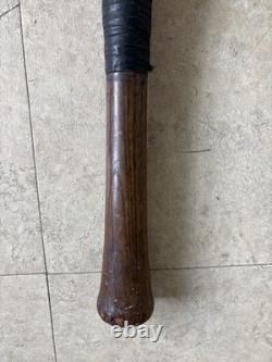 Antique A. G. Spalding Bros Baseball Bat No. 150-A Model 157