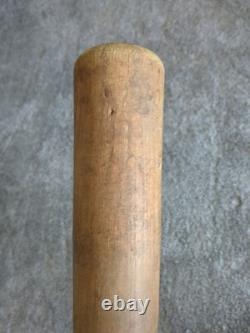 Antique Baseball Bat Leavitt Mfg. Co. GILL Urbana ILL USA 35 VTG Circa 1920's