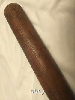 Antique Vintage Baseball Bat Hand Turn Rare 33 34 oz. Unique Handle No markings