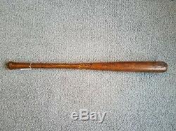 Antique Vintage. Spalding 200M Baseball Bat circa 1910 to 1920 Time Frame 35
