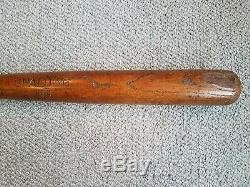 Antique Vintage. Spalding 200M Baseball Bat circa 1910 to 1920 Time Frame 35