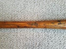 Antique Vintage. Spalding 200M Baseball Bat circa 1910 to 1920 Time Frame 35