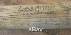 Antique Vtg 30s ROGERS HORNSBY Pennant No 305 35 Leaguer Wood Baseball Bat