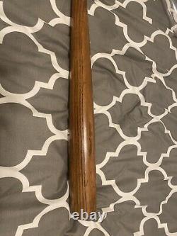 Babe Ruth 1920's 40 BR 35 Bat, No Inch Marks, Cracked Name Plate. Stunning Bat