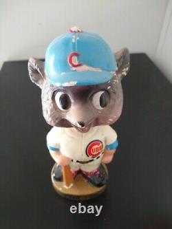 Bobble Head vintage old Chicago Cubs with baseball bat