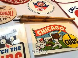 CHICAGO CUBS VINTAGE SOUVENIR MEMORABILIA LOT (11) PATCHES DECAL BAT PENS 1940s+