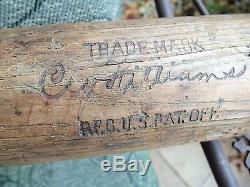 Cy Williams Louisville Slugger No. 40 C. W. Vintage 34 Baseball Bat