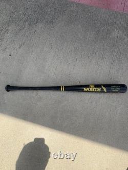 DION JAMES 1980s Vintage GAME BAT Milwaukee Brewers, New York Yankees