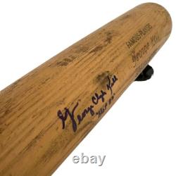 Detroit Tigers George Kell Autographed Vintage Wilson MLB Baseball Bat (BECKETT) Detroit Tigers George Kell Autographed Vintage Wilson MLB Baseball Bat (BECKETT)