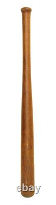 EARLY SPALDING WAGON TONGUE BASEBALL BAT No. 3/0 EARLY SPALDING WAGON TONGUE BASEBALL BAT No. 3/0