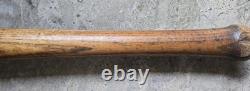 Early 1900s Draper Maynard D&M Wood Bat, No. 20. Lucky Dog No Spots Early 1900s Draper Maynard D&M Wood Bat, No. 20. Lucky Dog No Spots