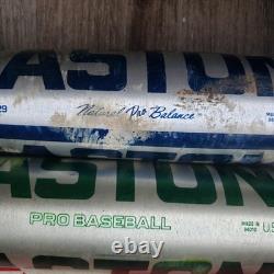 Easton Pro Big Barrel, Easton EA70 blue Bats & Vintage Easton Baseball Bag