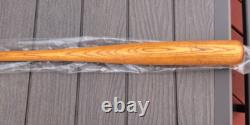 Frank Robinson Signed Autographed Vintage Bat With 586 Hr Inscription Jsa Frank Robinson Signed Autographed Vintage Bat With 586 Hr Inscription Jsa