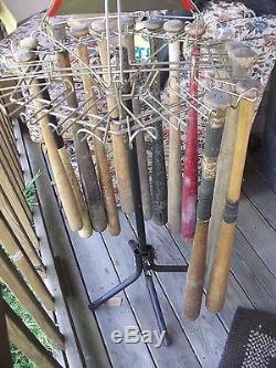 GREAT FIND! Collectible Vintage Metal ADIRONDACK Baseball Bat Rack 15 Bats-BIN