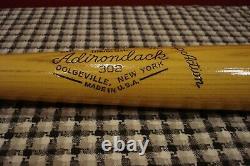 Hank Aaron type Adirondack Whip Action Vintage Bat NOS Never Played With