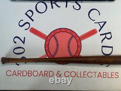 JOE DIMAGGIO1940s VINTAGE 16 MINI LOUISVILLE SLUGGER SOUVENIR BASEBALL BAT