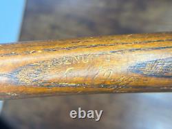 JOE DIMAGGIO1940s VINTAGE 16 MINI LOUISVILLE SLUGGER SOUVENIR BASEBALL BAT