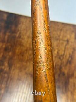 JOE DIMAGGIO1940s VINTAGE 16 MINI LOUISVILLE SLUGGER SOUVENIR BASEBALL BAT