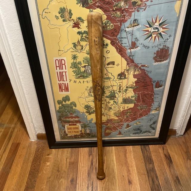 Joe L. Flash Gordon 1940s H&b Louisville Slugger Vtg 34 Bat New York Yankees