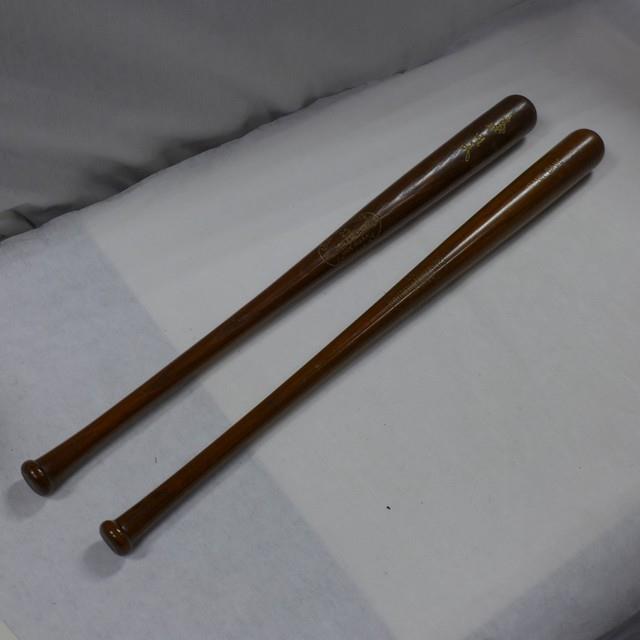 Lot Of (2) Mini Louisville Slugger 25 Baseball Bat 22 Joe Dimaggio & Hank Bauer