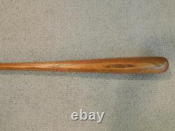 Lou Gehrig Vintage H&B Louisville Slugger Leader Baseball Bat 35 NICE Condition