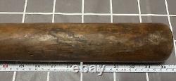 Louisville Bat Co. Antique No. 12 Vintage Baseball Bat 34 inches Louisville KY