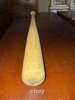 Louisville Pro Little League New York Yankees Bat Rare Vintage JOE PEPITONE