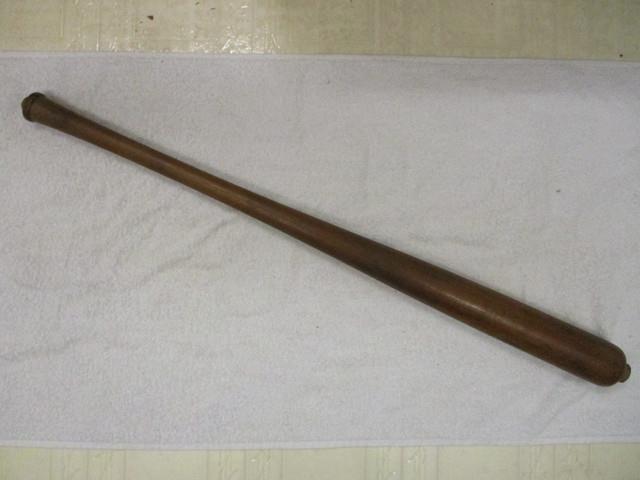 Louisville Slugger Vintage Lathe Bat Side Written Mitchell & Ness 1937