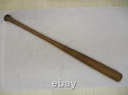 Louisville Slugger Vintage Master Bat circa 1930 Vault stamped R91 on knob