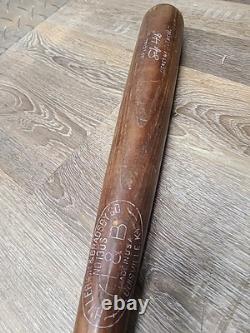 MICKEY MANTLE MODEL NO 130S HILLERICH & BRADSBY MODEL BAT Special Safe Hit Rare